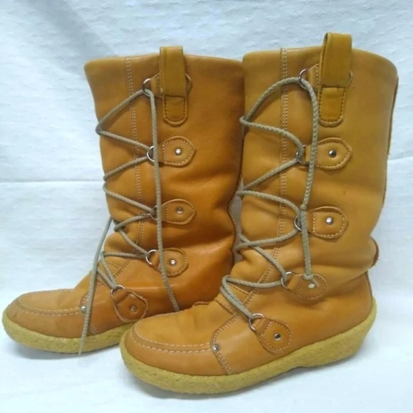 ❌SOLD❌Vintage Barbo mukluk-style boots, tan leather, US 7 - Picture 3 of 7